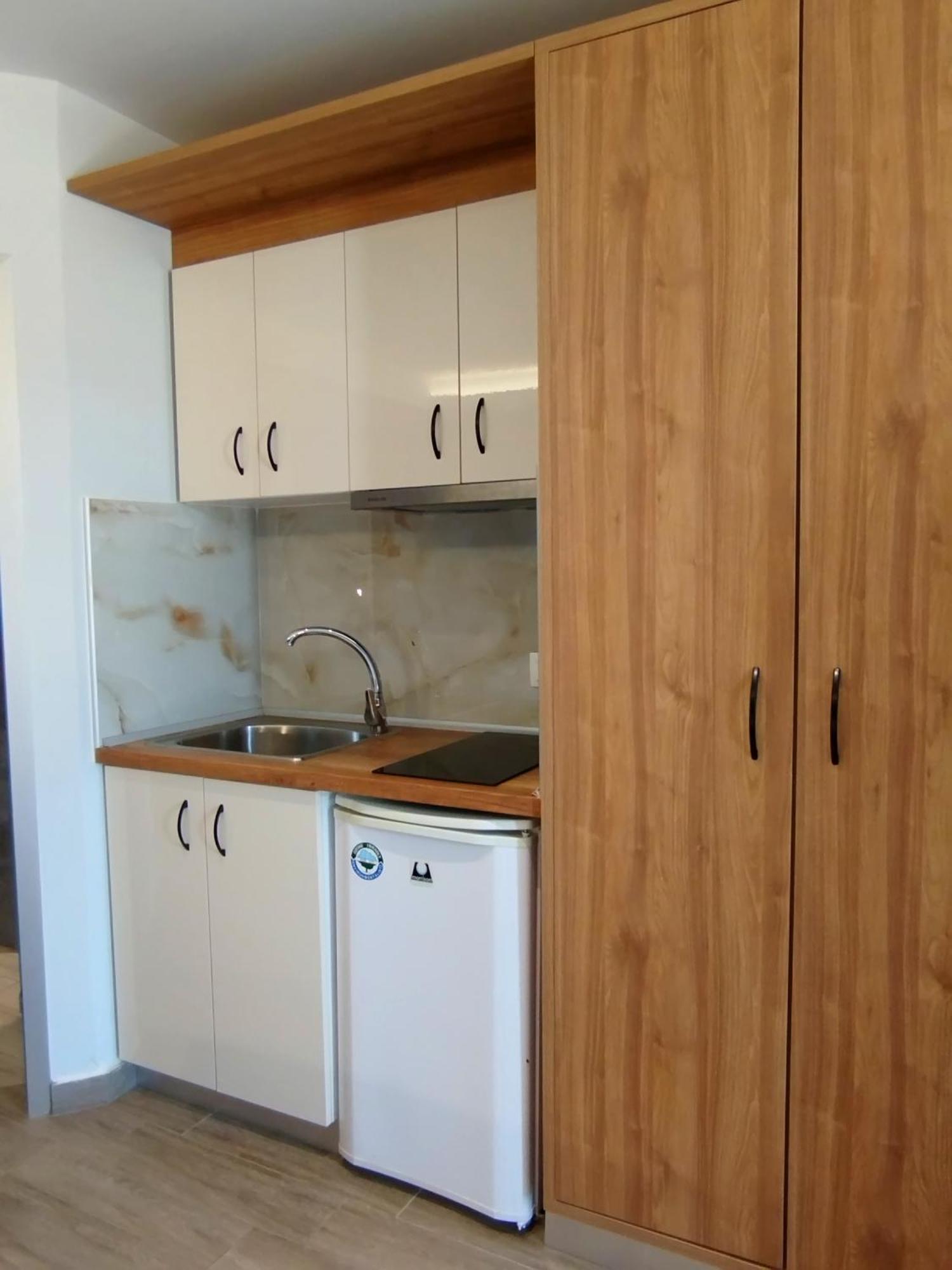 Aegean Blue Apartments & Suites Λεπτοκαρυά Εξωτερικό φωτογραφία